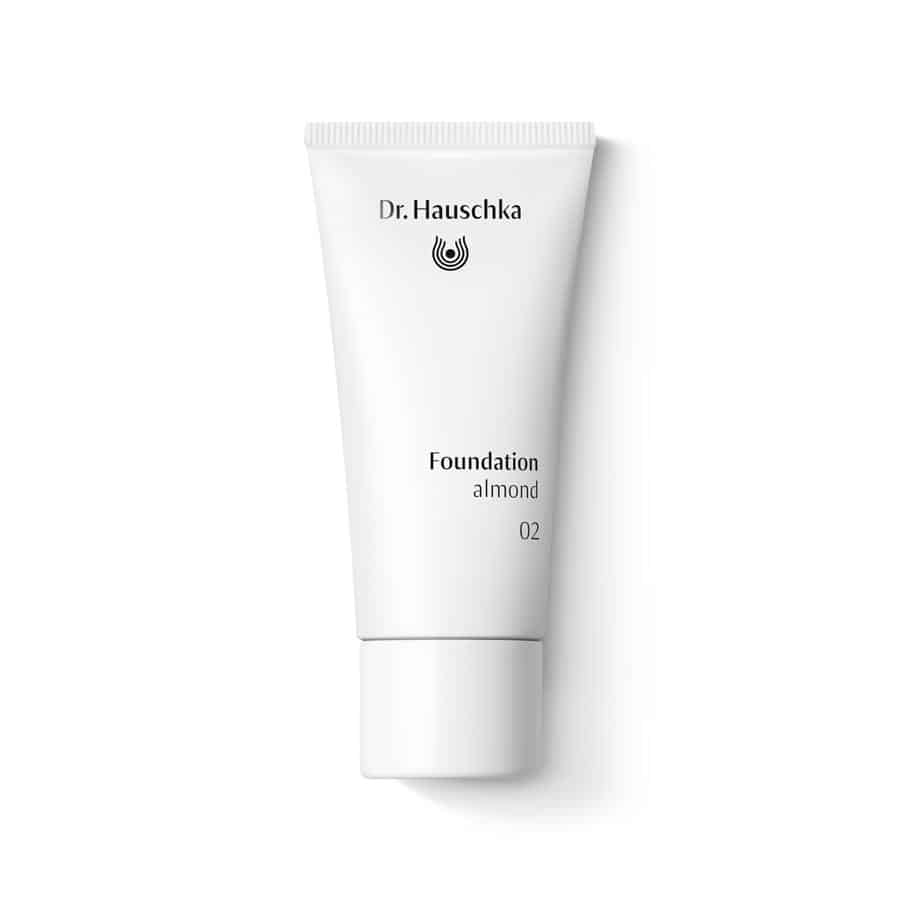 Dr. Hauschka, Foundation, Светещ, Течна основа, 02, Бадем, 30 мл